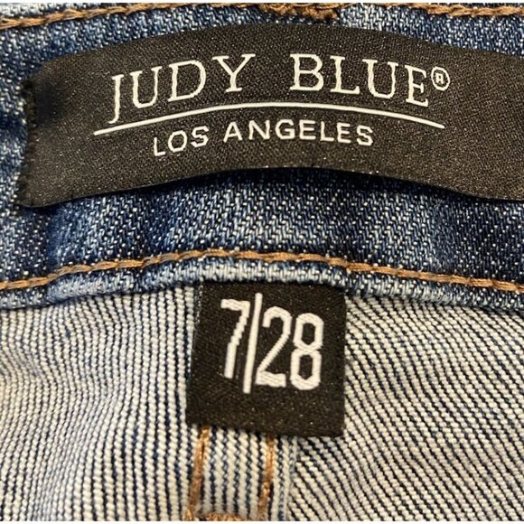 Judy Blue Wide Leg Crop Stretch Jeans Distressed Hem Size 7 28 - Picture 3 of 4